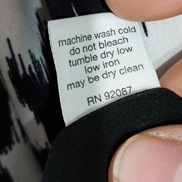 RED Saks Fifth Avenue Black White Ikat Ink Splatter Fit & Flare Dress Size XS - Picture 9 of 10